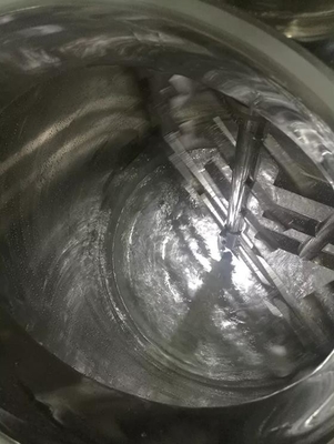 Leakproof SUS304 Shampoo Mixing Machine , Anticorrosive Dry Powder Mixing Equipment