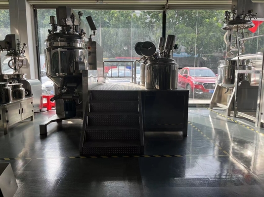 5000L Shampoo Cosmetic Emulsifier Mixer Machine Multipurpose 3000R/Min