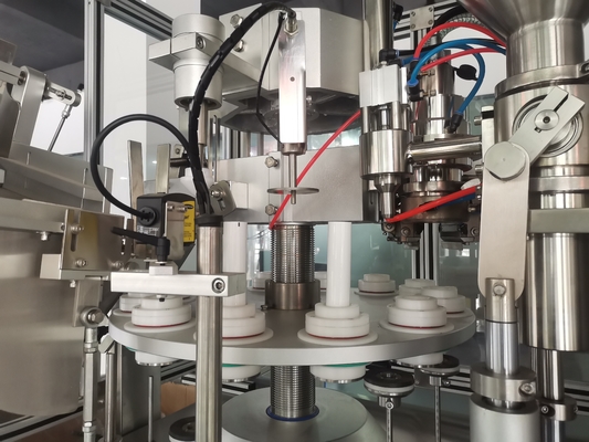 8000BPH Aluminum Tube Filing And Sealing Machine For Composite Pipe