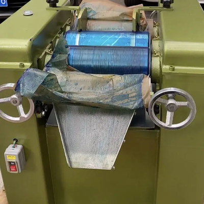 Laboratory Cosmetic Triple Roller Grinder Chocolate Fine Grind Machine