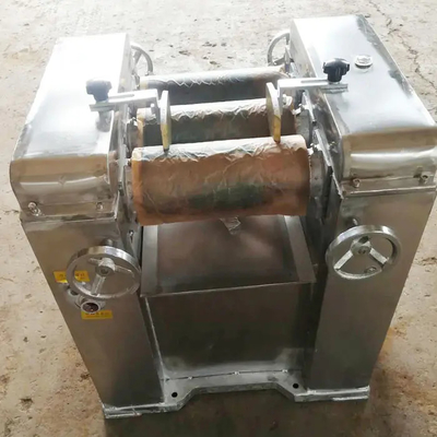 Laboratory Cosmetic Triple Roller Grinder Chocolate Fine Grind Machine