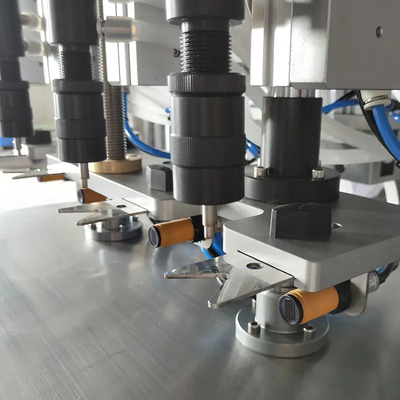 1000ml 4 Heads Automatic Filling Perfume Production Equipment Vacuum Practical