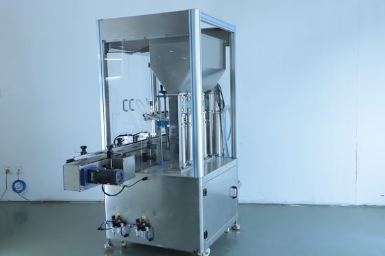 10 Heads 450KG Cosmetic Liquid Filling Machine With 220V 50Hz Power Supply