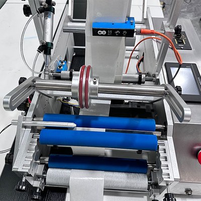 PLC Semi Automatic Labeling Machine 220V 50HZ Power Stainless Steel Material